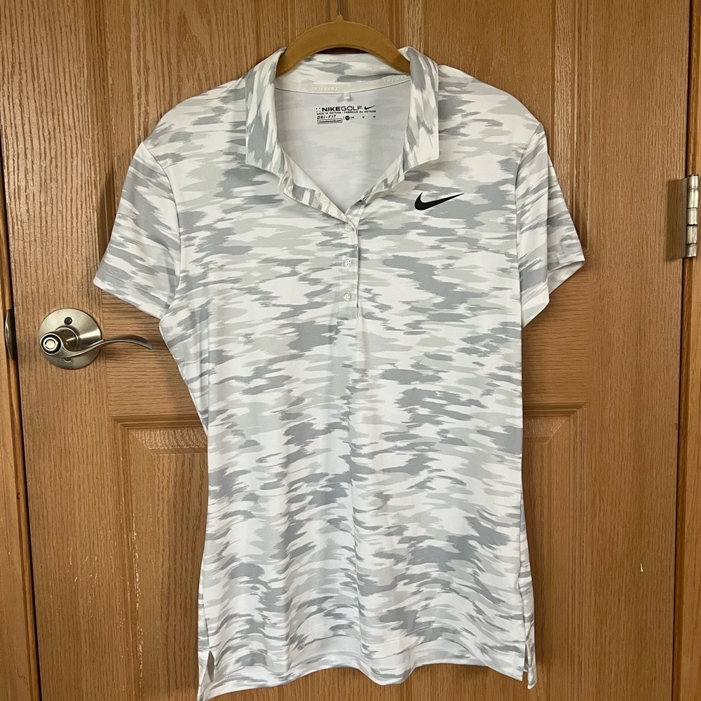 🌟NWOT🌟 NIKE Women’s Golf Polo